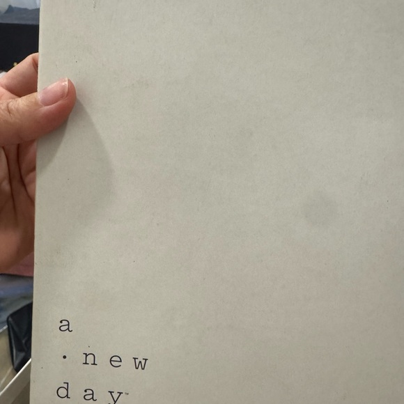 a new day Gold Bow Heels - Picture 3 of 5